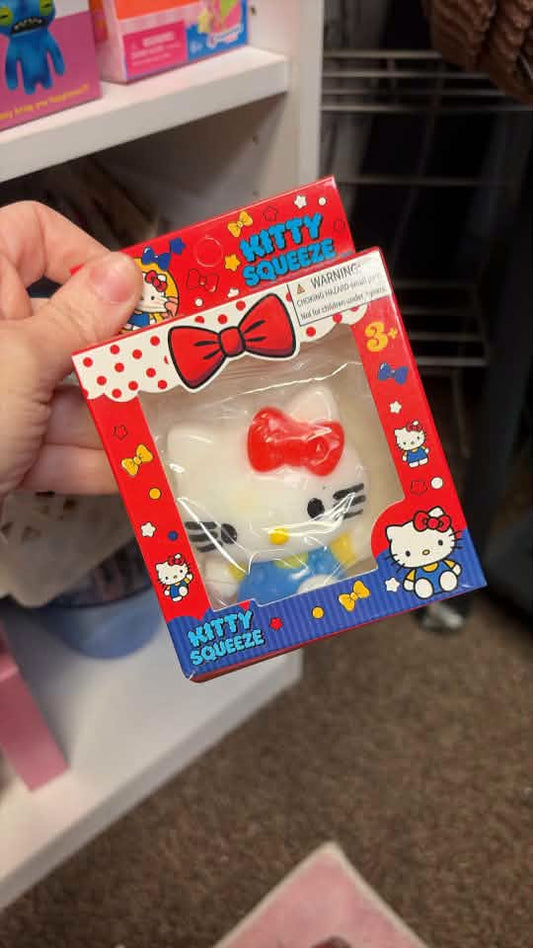 Hello Kitty Squishy